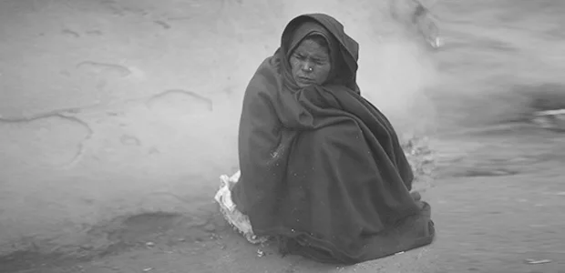 Blanket distribution to elders by GWE NGO India